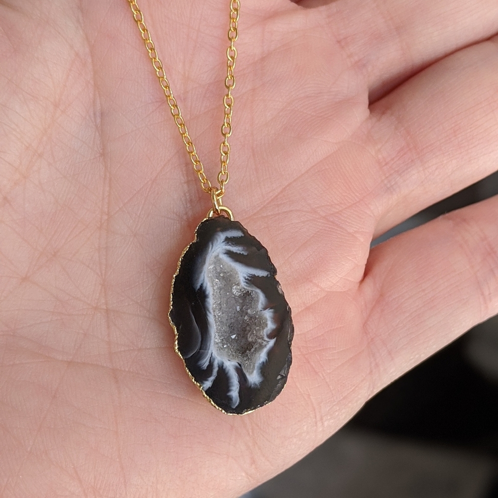 Druzy Quartz Drop Necklace